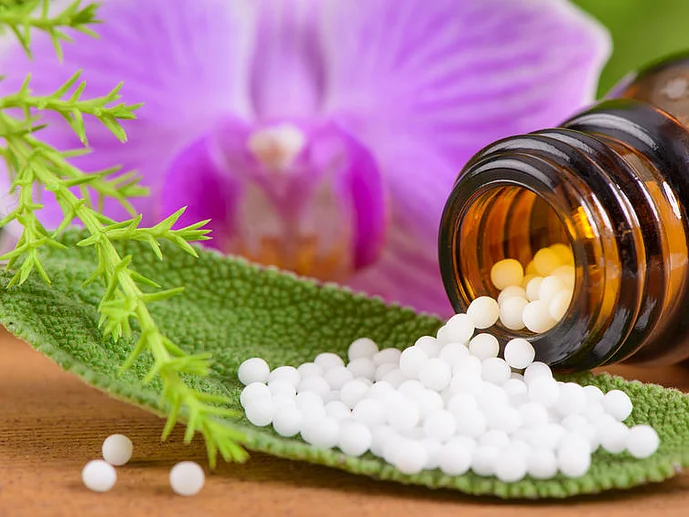 Alternativmedizin Homöopathie Neurodermitis Schuppenflechte Akne
