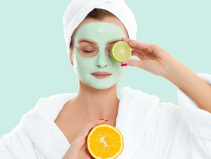 Frau Gesichtsmaske Gesichtspeeling DIY-Maske Fruchtsäurepeeling