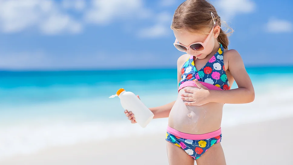 Sommer Sonne Hautpflege Sonnencreme Neurodermitis bei Kindern