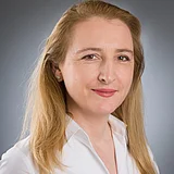 Ao.Univ.-Prof.in Dr.in med. univ. Angelika Hofer, MME