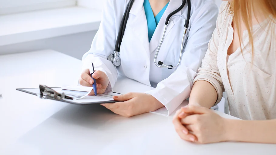 Dermatologe Schulmedizin