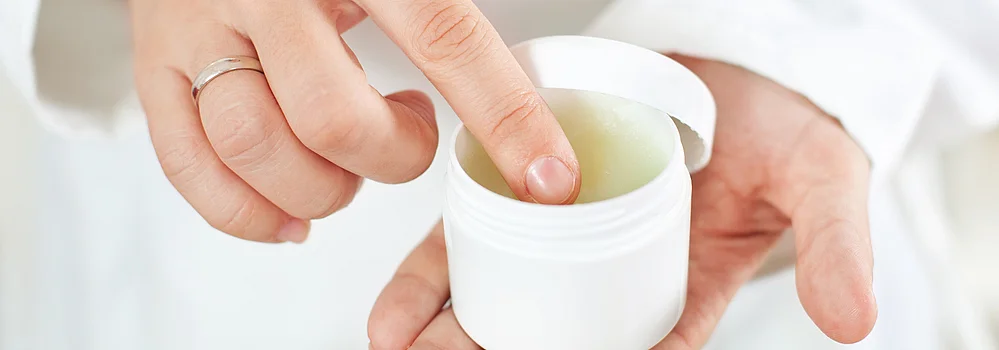 Hautcreme medizinische Hautpflege Cortison Neurodermitis