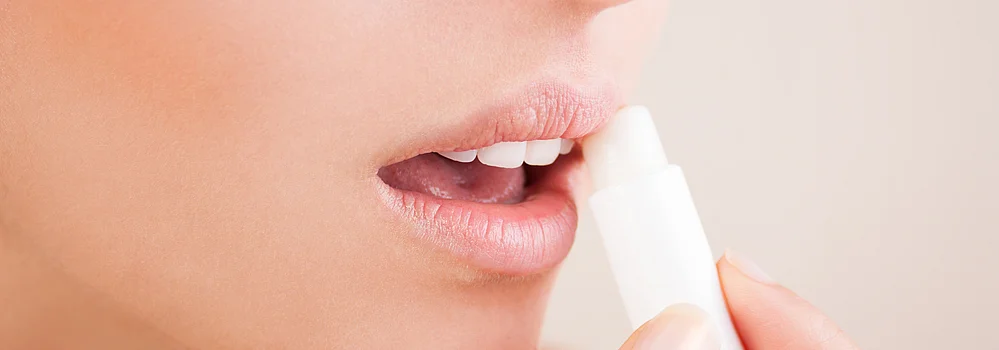 Lippenpflege trockene Lippen richtig pflegen