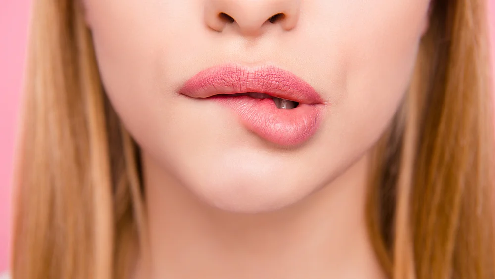 Fieberblase Herpes Lippe richtig behandeln