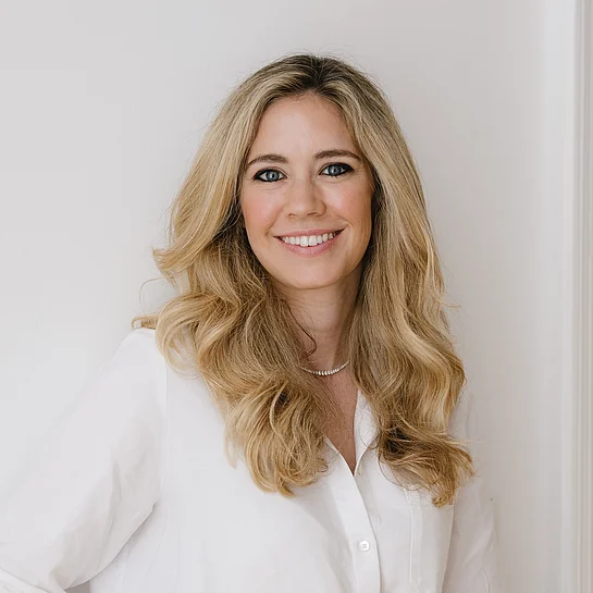Dr. Tamara Arnoldner